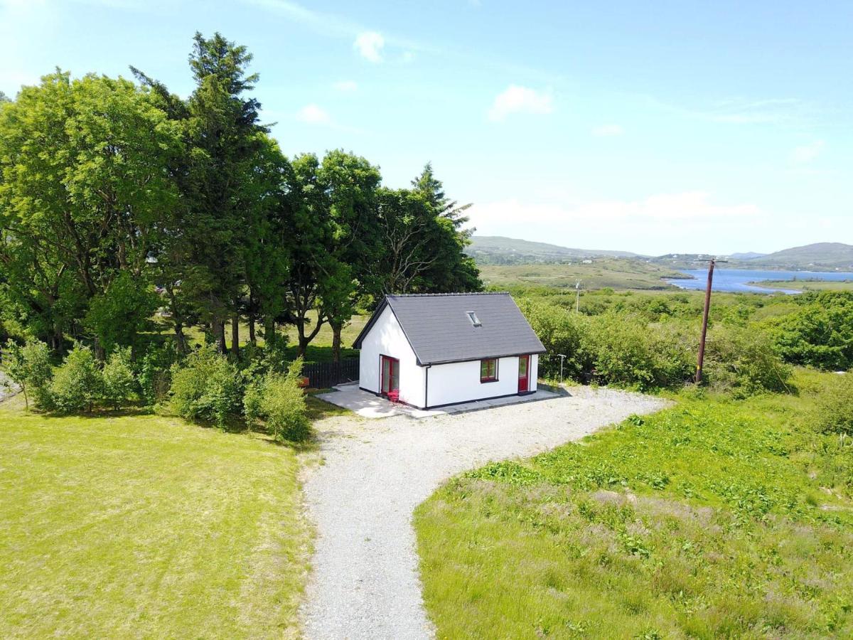 Red Deer Cosy Apartment In Letterfrack Connemara 外观 照片